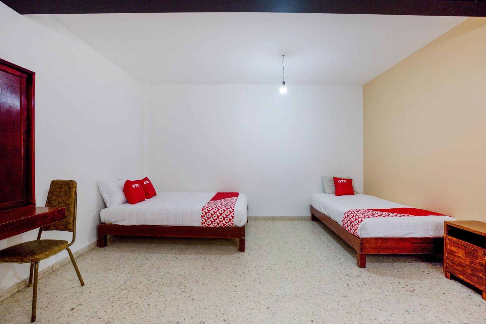Oyo Hotel Emperador, Oaxaca Exteriör bild