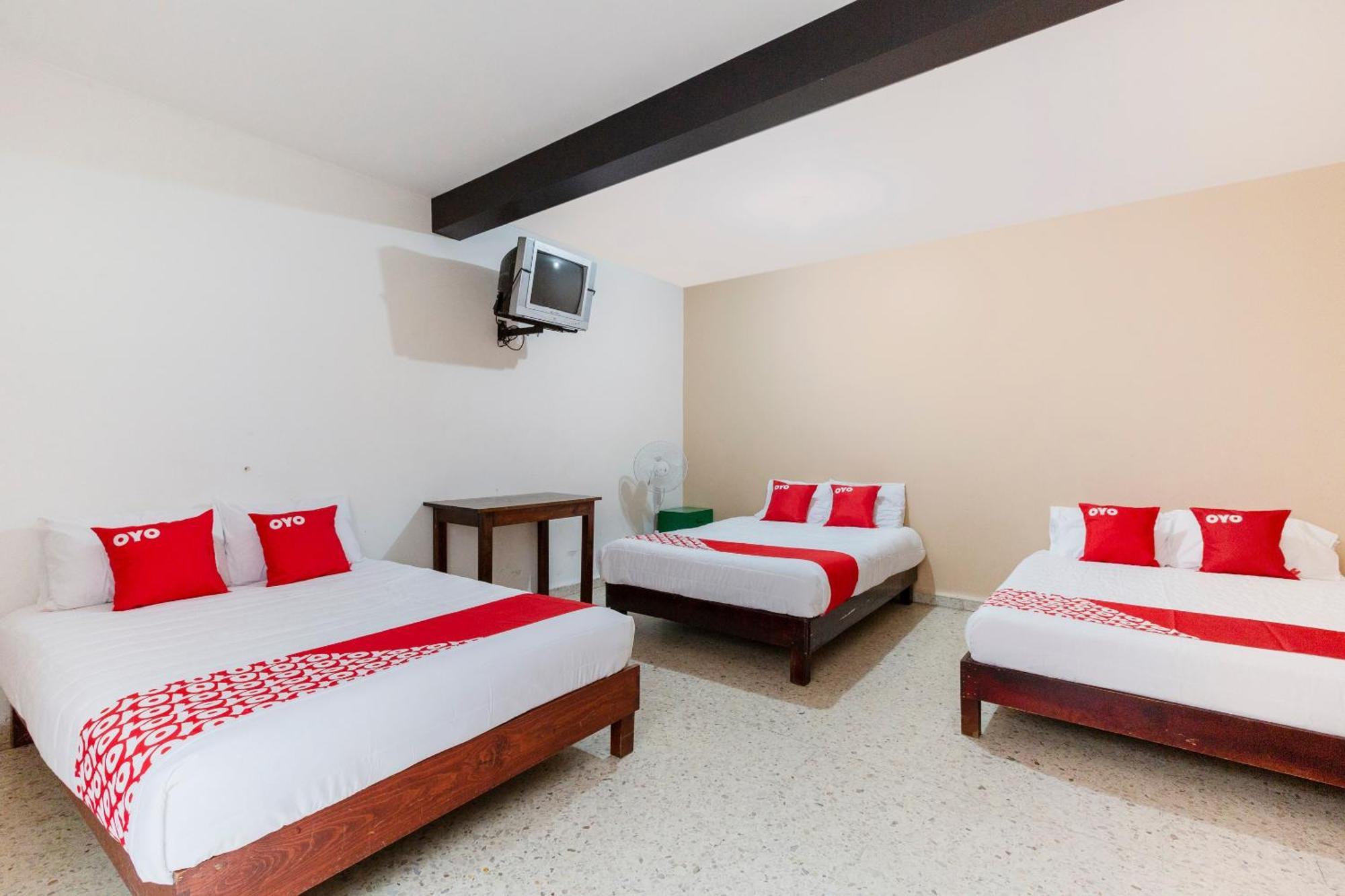 Oyo Hotel Emperador, Oaxaca Exteriör bild